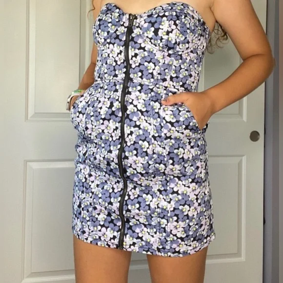 landon mini dress blue Princess Polly Women's Landon Embroidered Floral Minidress - Blue